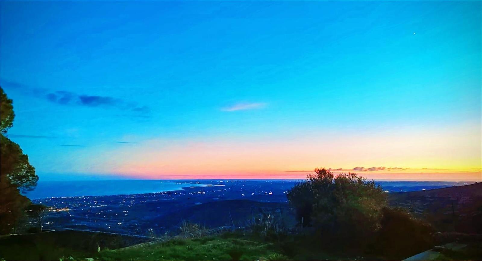 Villa Orizzonte Sullo Jonio 아볼라 외부 사진